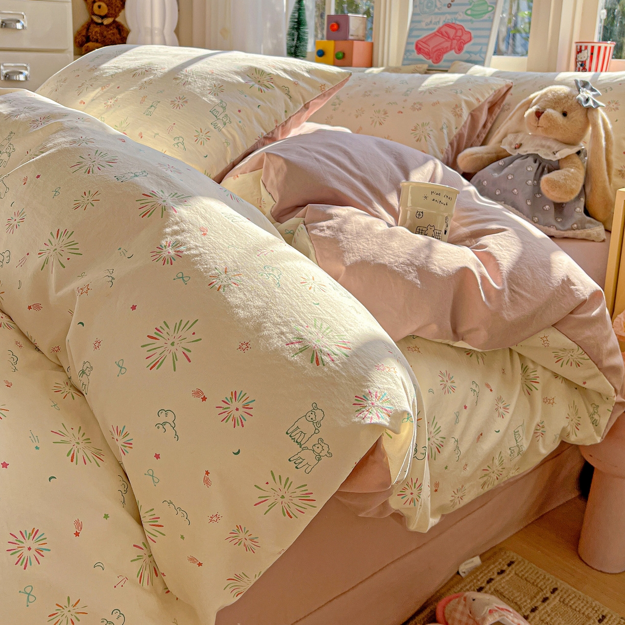 91家纺网 家纺一手货源 找家纺 弗苓家纺 2026新款古法水洗仿棉云感纱四件套小布袋 烟花星语