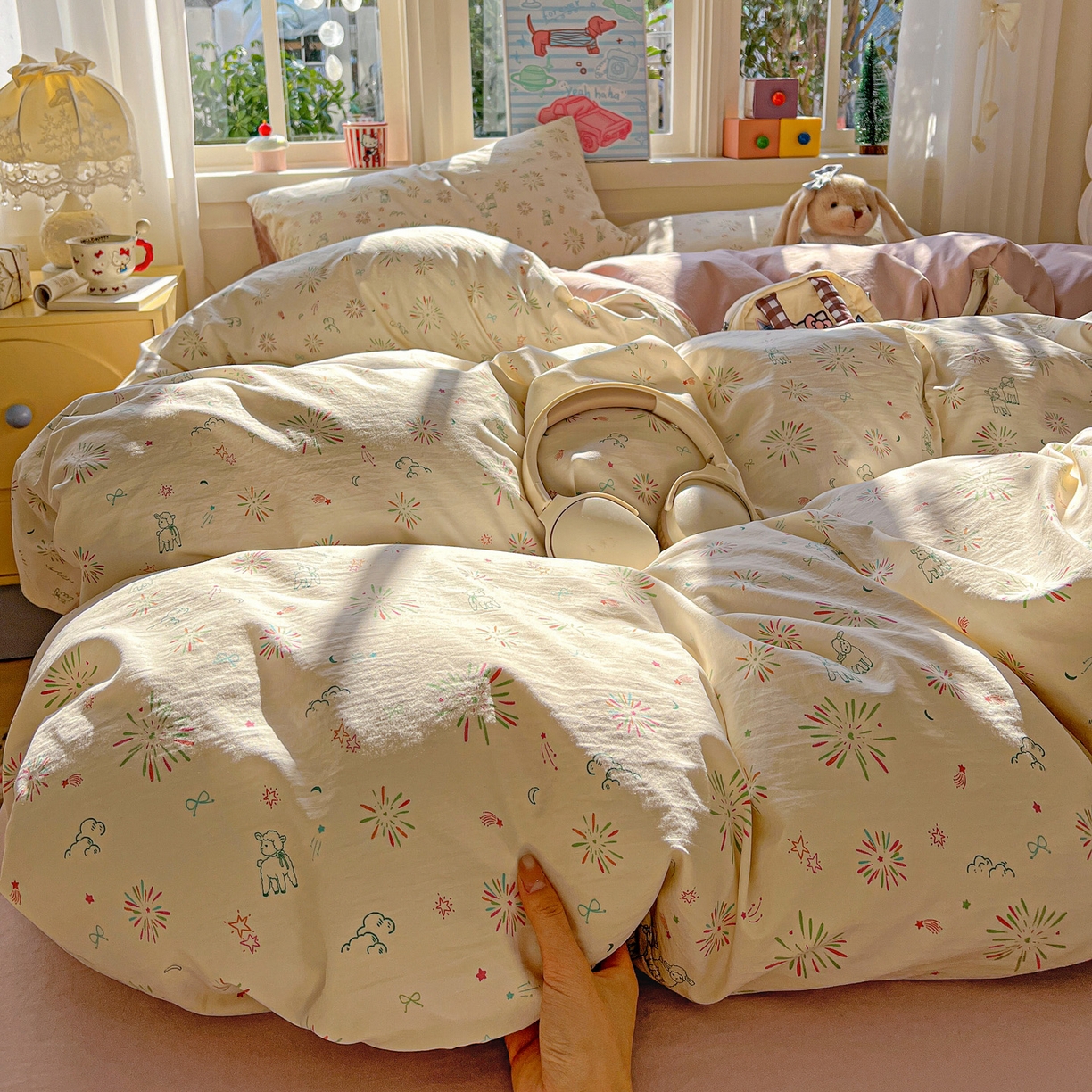 91家纺网 家纺一手货源 找家纺 弗苓家纺 2026新款古法水洗仿棉云感纱四件套小布袋 烟花星语