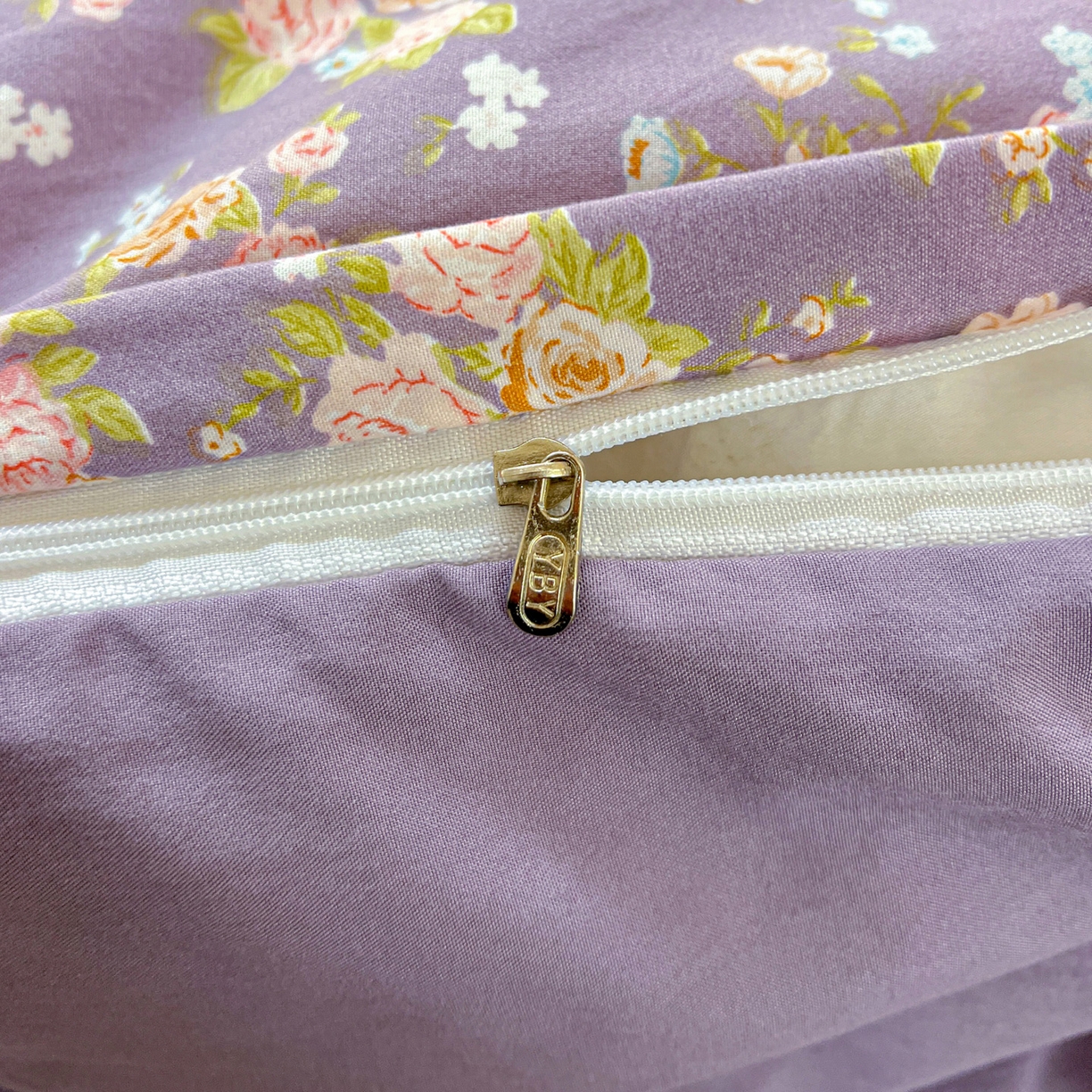 91家纺网 家纺一手货源 找家纺 弗苓家纺 2026新款古法水洗仿棉云感纱四件套小布袋 紫萱