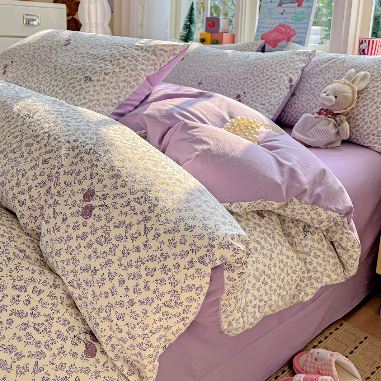 91家纺网 家纺一手货源 找家纺 弗苓家纺 2026新款古法水洗仿棉云感纱四件套小布袋 紫樱桃