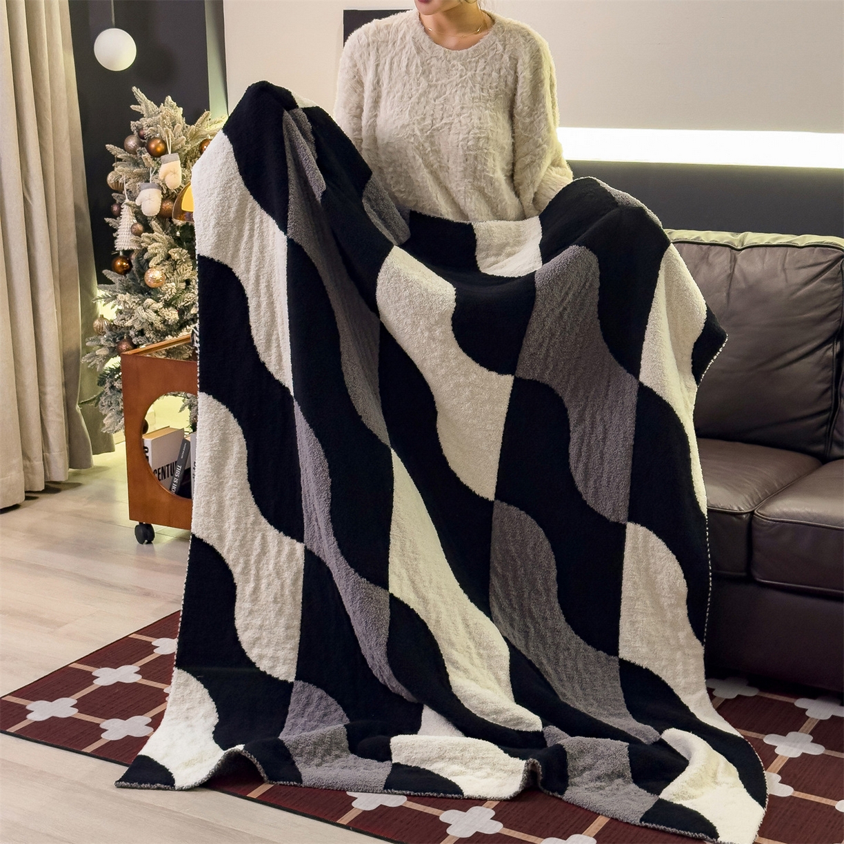 91家纺网 家纺一手货源 找家纺 兄弟坊 2026新款A类大阪半边绒糯叽叽毛毯 盖毯 午睡毯 夏被毯 披肩毯 糯叽叽半边绒-几何图