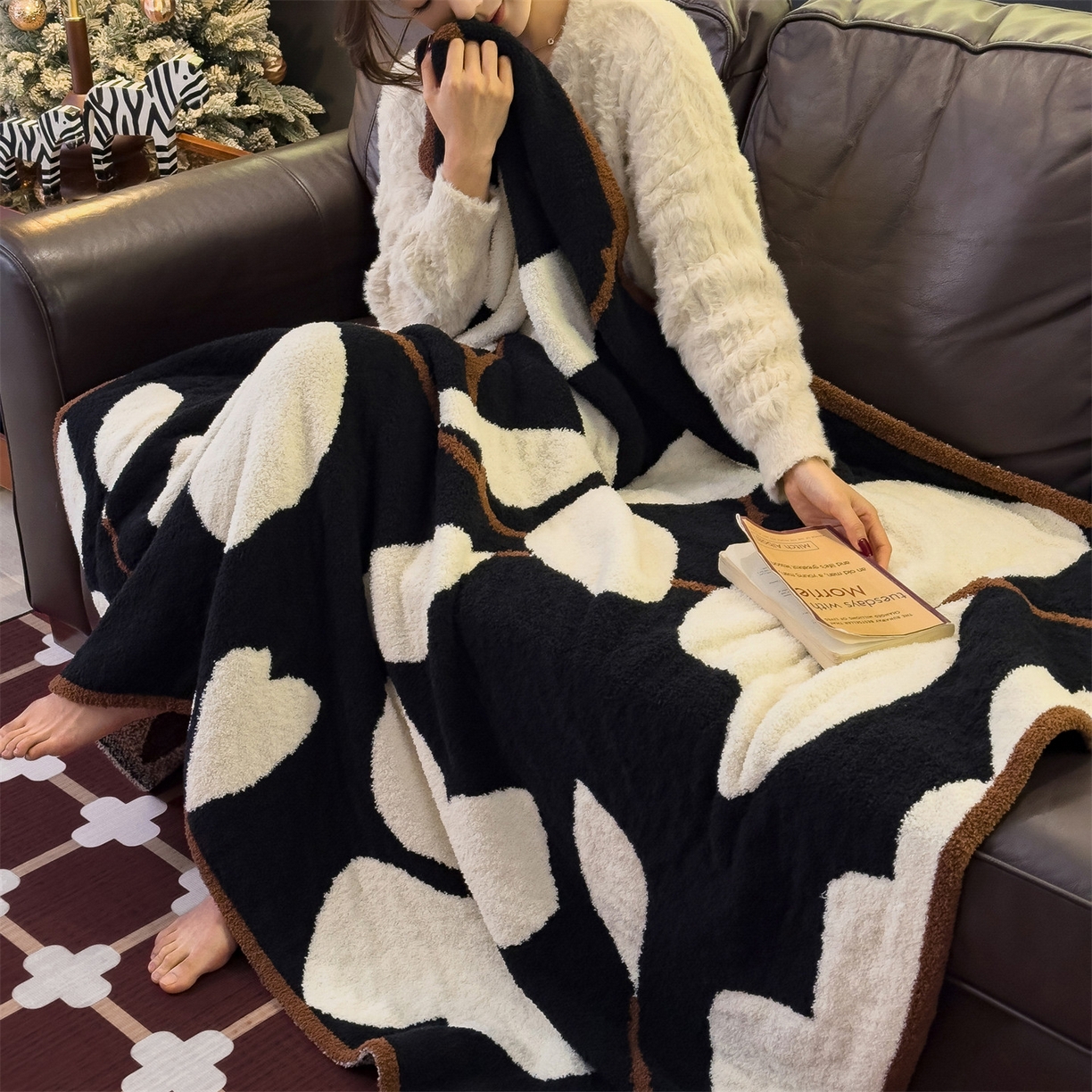 91家纺网 家纺一手货源 找家纺 兄弟坊 2026新款A类大阪半边绒糯叽叽毛毯 盖毯 午睡毯 夏被毯 披肩毯 糯叽叽半边绒-浮生花