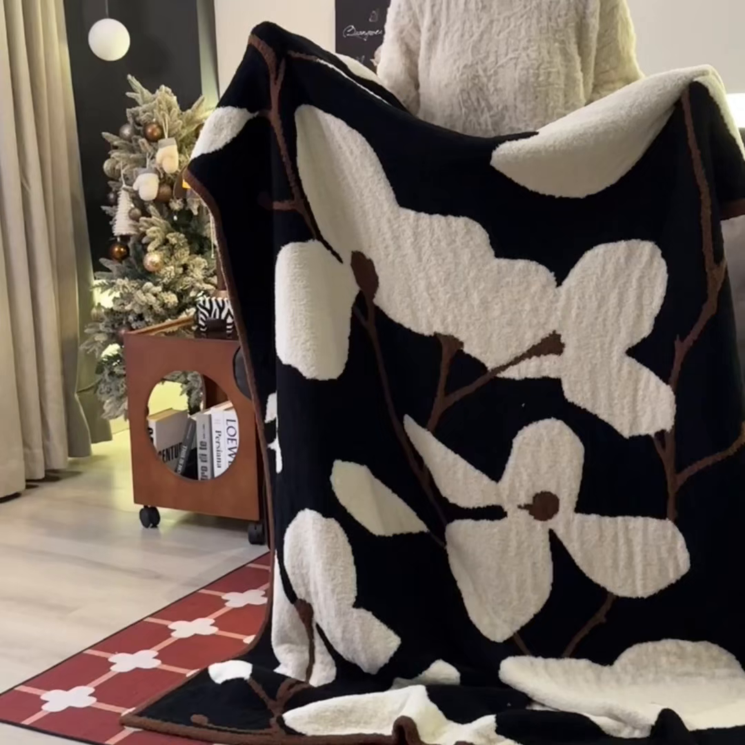 91家纺网 家纺一手货源 找家纺 兄弟坊 2026新款A类大阪半边绒糯叽叽毛毯 盖毯 午睡毯 夏被毯 披肩毯 糯叽叽半边绒-浮生花