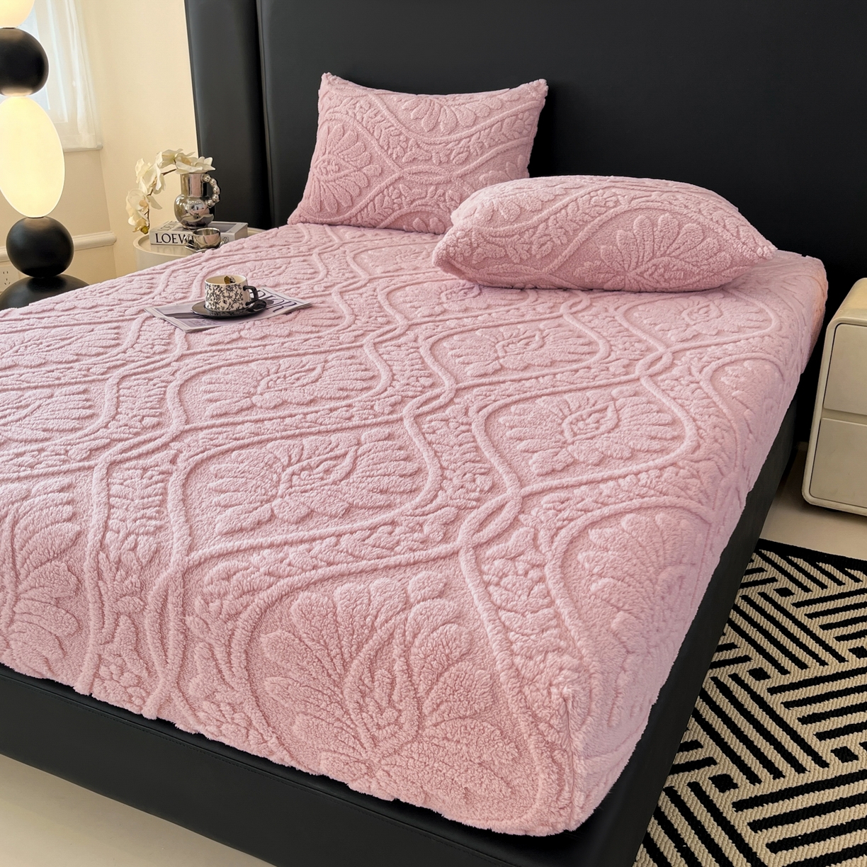 91家纺网 家纺一手货源 找家纺 莱家富 2026新款提花塔芙绒床笠-繁花系列（可供跨境外贸抽空压缩爆款首选） 繁花-公主粉