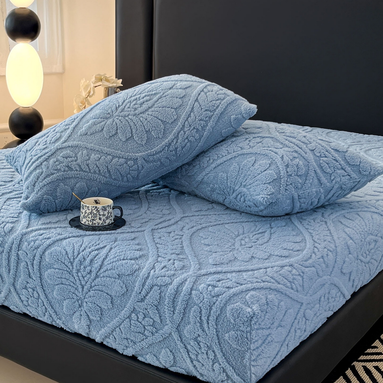 91家纺网 家纺一手货源 找家纺 莱家富 2026新款提花塔芙绒床笠-繁花系列（可供跨境外贸抽空压缩爆款首选） 繁花-午夜蓝