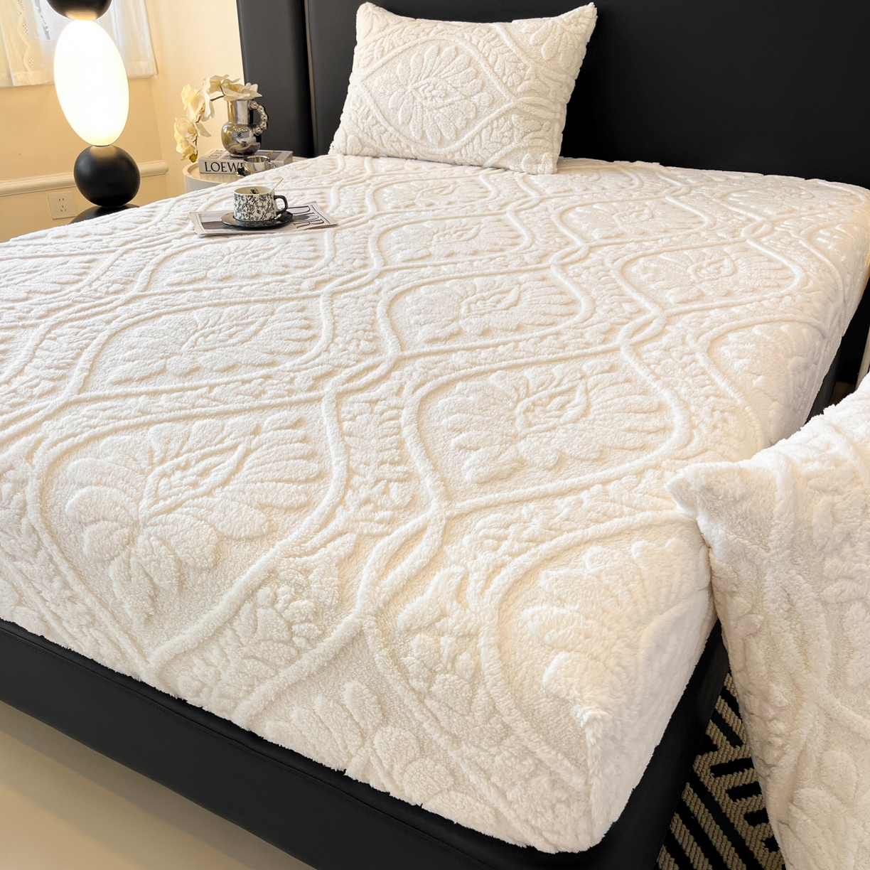 91家纺网 家纺一手货源 找家纺 莱家富 2026新款提花塔芙绒床笠-繁花系列（可供跨境外贸抽空压缩爆款首选） 繁花-象牙白