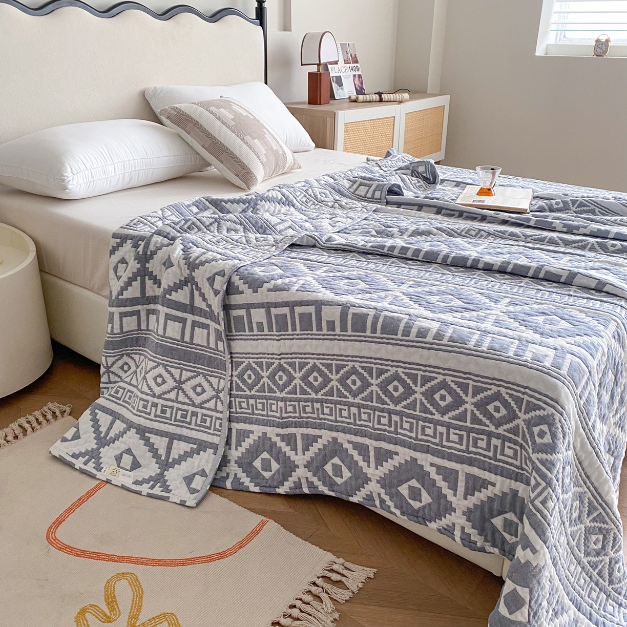 91家纺网 家纺一手货源 找家纺 （总）卡奥家纺 2026新款水洗全棉纯棉四层纱盖毯毛巾被夏凉被夏被空调被-图腾系列