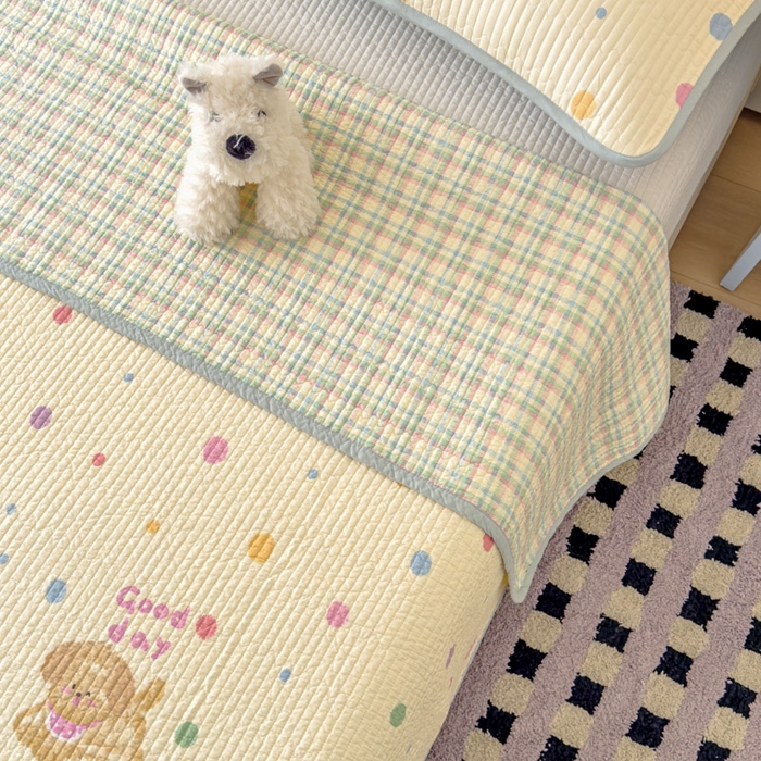 91家纺网 家纺一手货源 找家纺 茉夕家纺 2026新款春季纯棉棉花印花单品床盖单件床盖 假日小狗