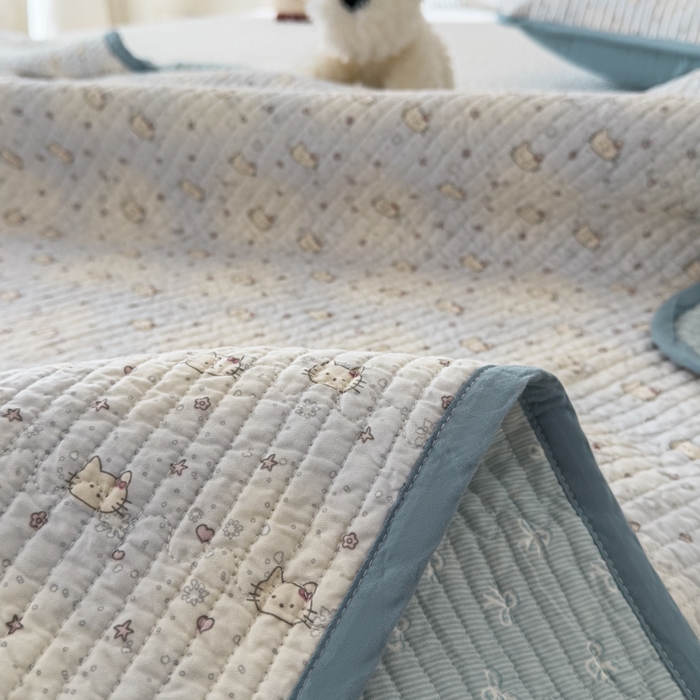 91家纺网 家纺一手货源 找家纺 茉夕家纺 2026新款春季纯棉棉花印花单品床盖单件床盖 凯蒂小猫