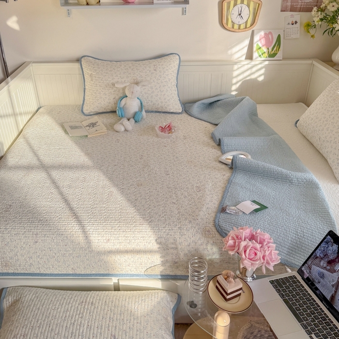 91家纺网 家纺一手货源 找家纺 茉夕家纺 2026新款春季纯棉棉花印花单品床盖单件床盖 蓝心兔