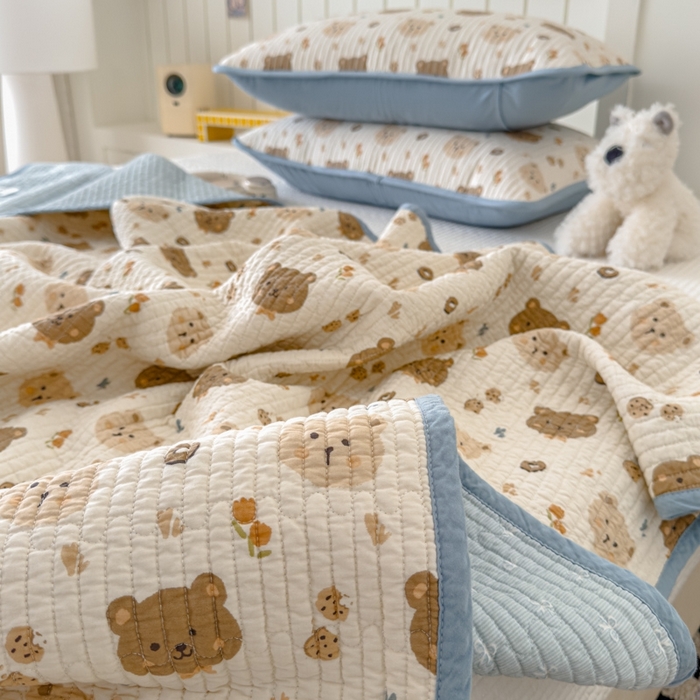 91家纺网 家纺一手货源 找家纺 茉夕家纺 2026新款春季纯棉棉花印花单品床盖单件床盖 迷你熊