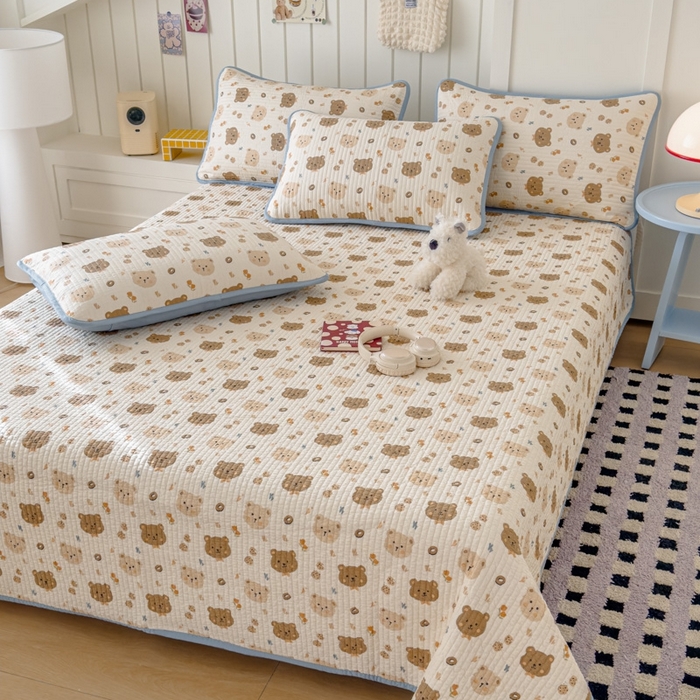 91家纺网 家纺一手货源 找家纺 茉夕家纺 2026新款春季纯棉棉花印花单品床盖单件床盖 迷你熊