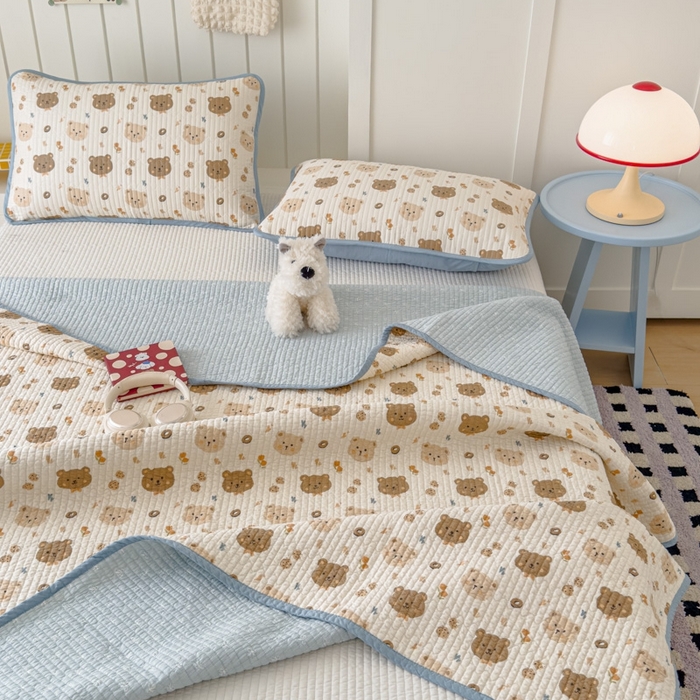 91家纺网 家纺一手货源 找家纺 茉夕家纺 2026新款春季纯棉棉花印花单品床盖单件床盖 迷你熊