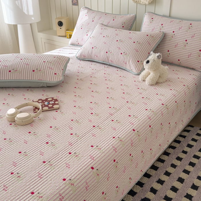 91家纺网 家纺一手货源 找家纺 茉夕家纺 2026新款春季纯棉棉花印花单品床盖单件床盖 米兰小狗