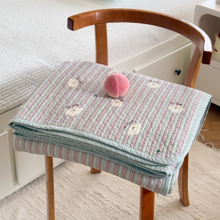 91家纺网 家纺一手货源 找家纺 茉夕家纺 2026新款春季纯棉棉花印花单品床盖单件床盖 努力小狗