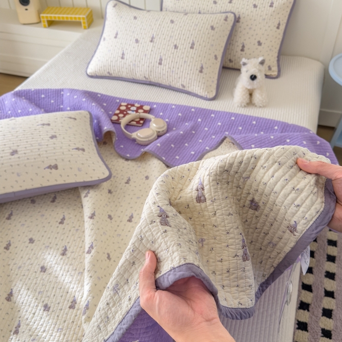 91家纺网 家纺一手货源 找家纺 茉夕家纺 2026新款春季纯棉棉花印花单品床盖单件床盖 圣诞小狗