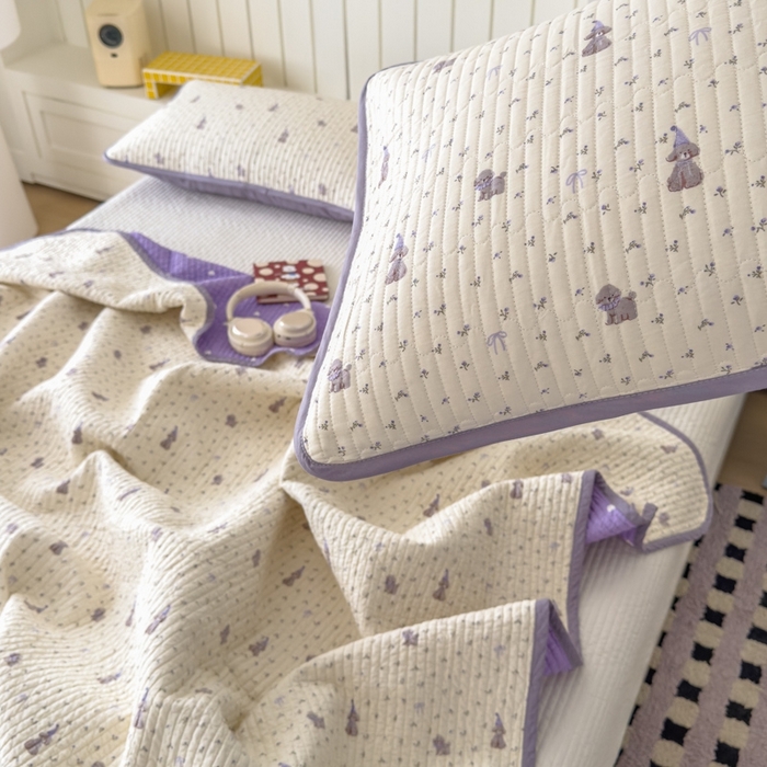 91家纺网 家纺一手货源 找家纺 茉夕家纺 2026新款春季纯棉棉花印花单品床盖单件床盖 圣诞小狗