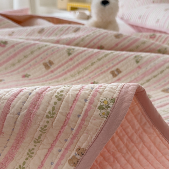 91家纺网 家纺一手货源 找家纺 茉夕家纺 2026新款春季纯棉棉花印花单品床盖单件床盖 心动萌趣