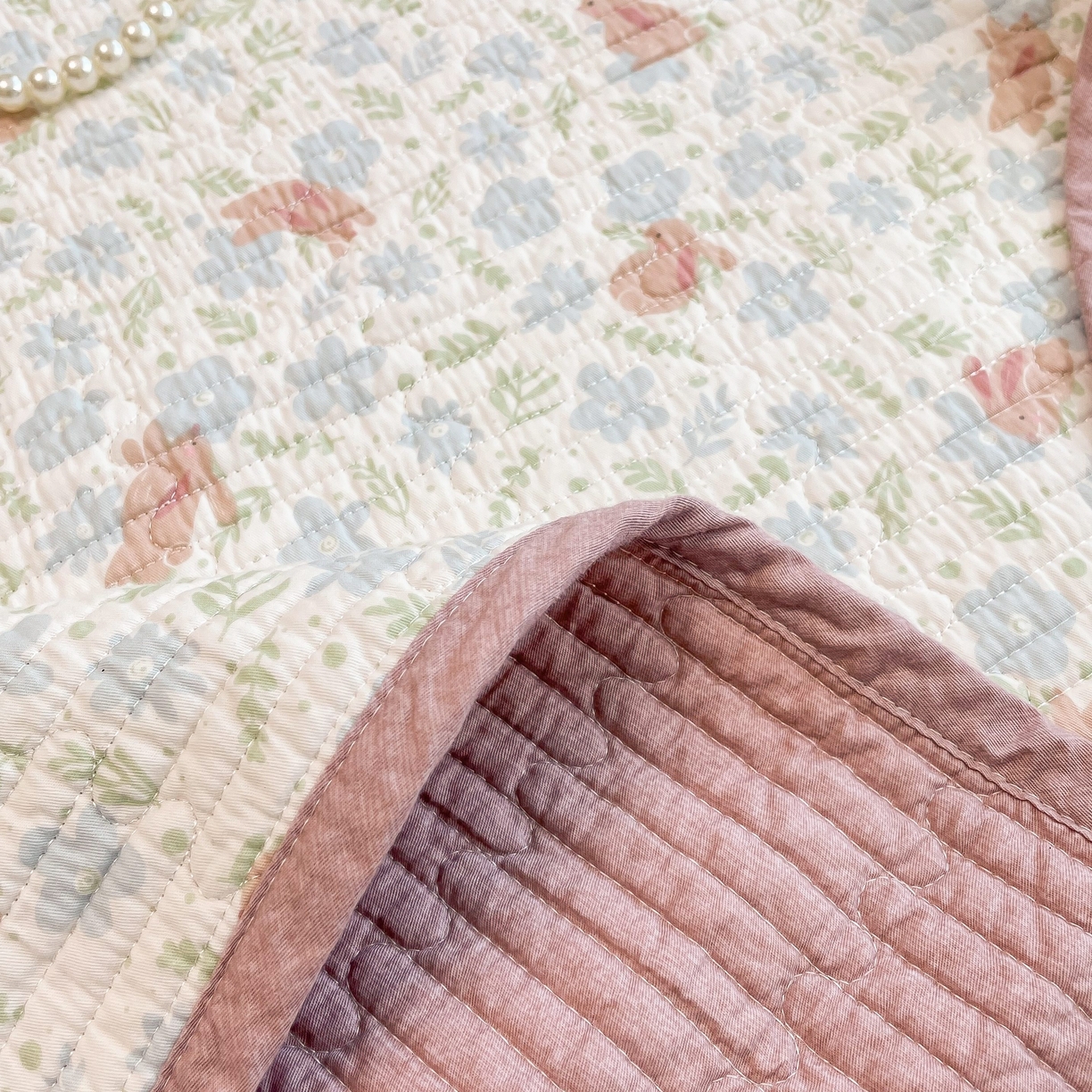 91家纺网 家纺一手货源 找家纺 茉夕家纺 2026新款春季纯棉棉花印花单品床盖单件床盖 玉兔