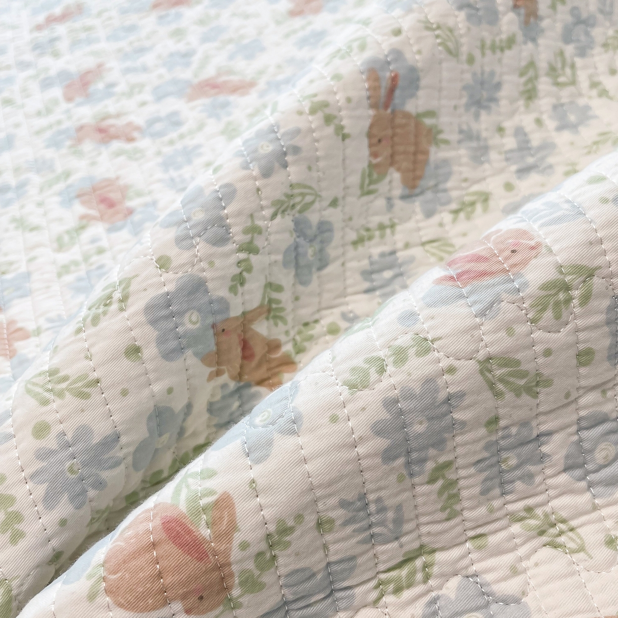 91家纺网 家纺一手货源 找家纺 茉夕家纺 2026新款春季纯棉棉花印花单品床盖单件床盖 玉兔