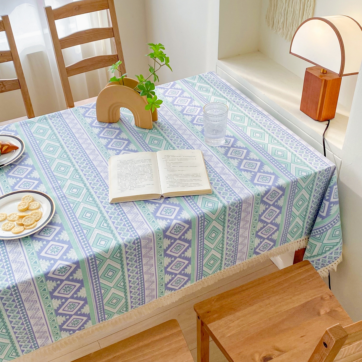 91家纺网 家纺一手货源 找家纺 金泰莱 2026新款印花老粗布桌布 蓝色恋歌