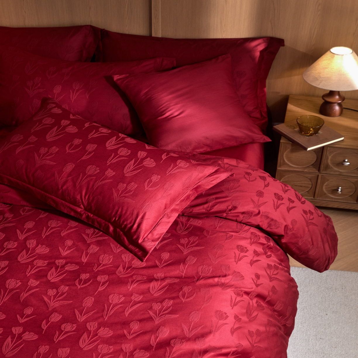 91家纺网 家纺一手货源 找家纺 禾时 2026新款全棉纯棉提花四件套-大红系列 浪漫郁金香