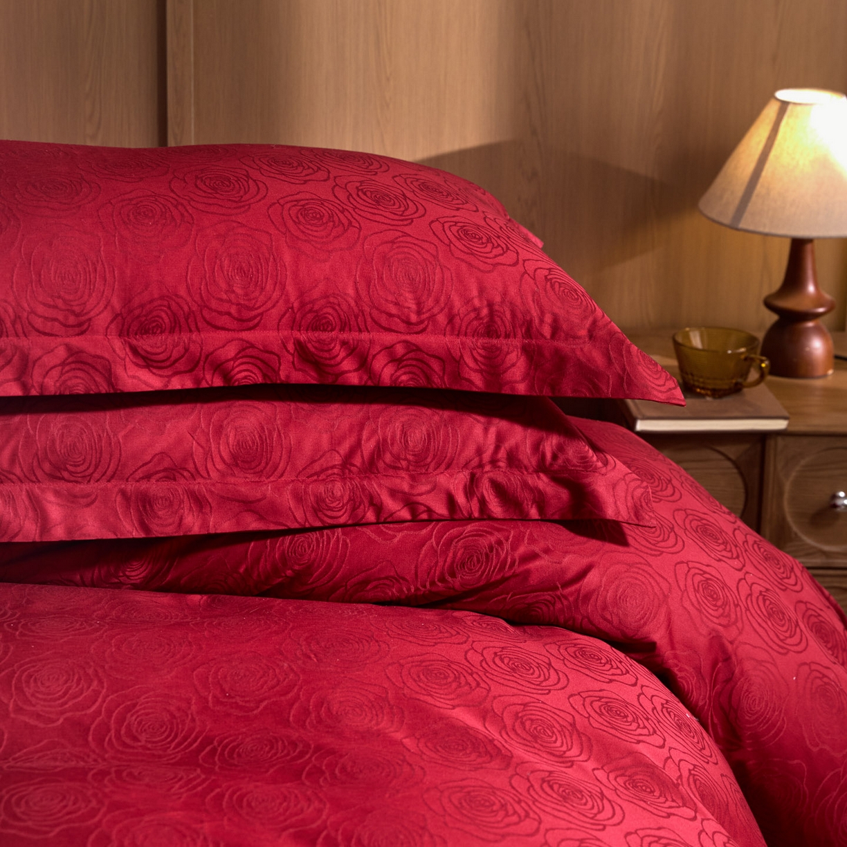 91家纺网 家纺一手货源 找家纺 禾时 2026新款全棉纯棉提花四件套-大红系列 玫瑰之约