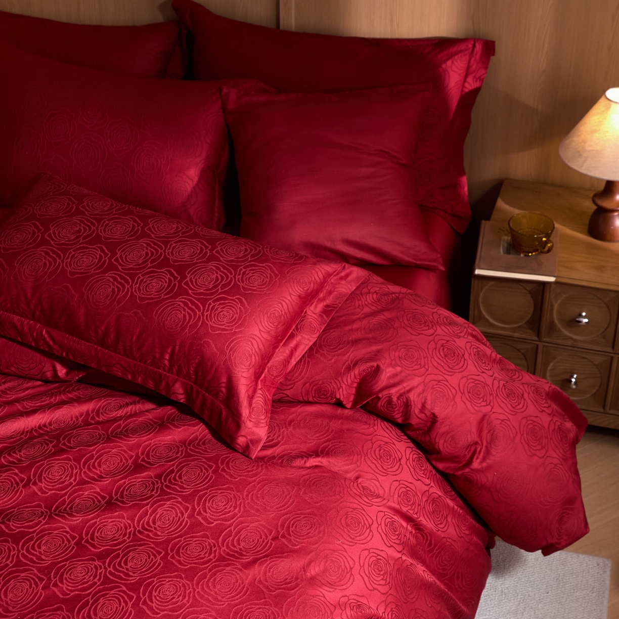 91家纺网 家纺一手货源 找家纺 禾时 2026新款全棉纯棉提花四件套-大红系列 玫瑰之约