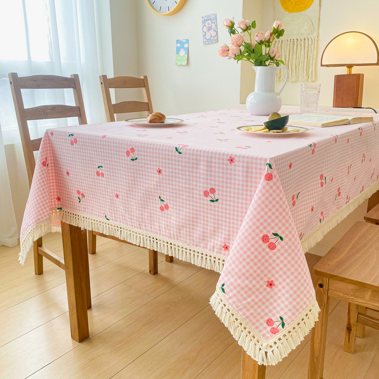 91家纺网 家纺一手货源 找家纺 棉乐町家居 2025新款ins风印花老粗布桌布 格子樱桃