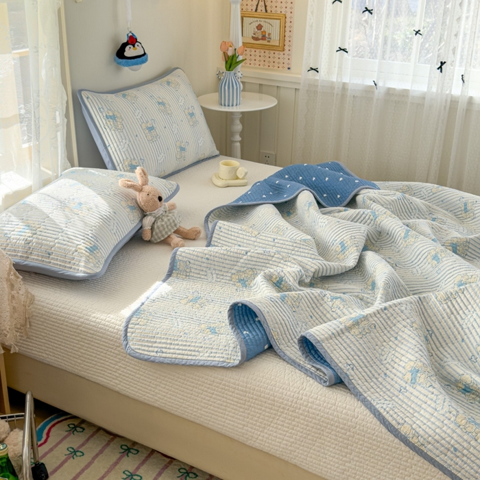 91家纺网 家纺一手货源 找家纺 茉夕家纺 2026新款春季双面纯棉印花单品床盖单件床盖 漫步旅行