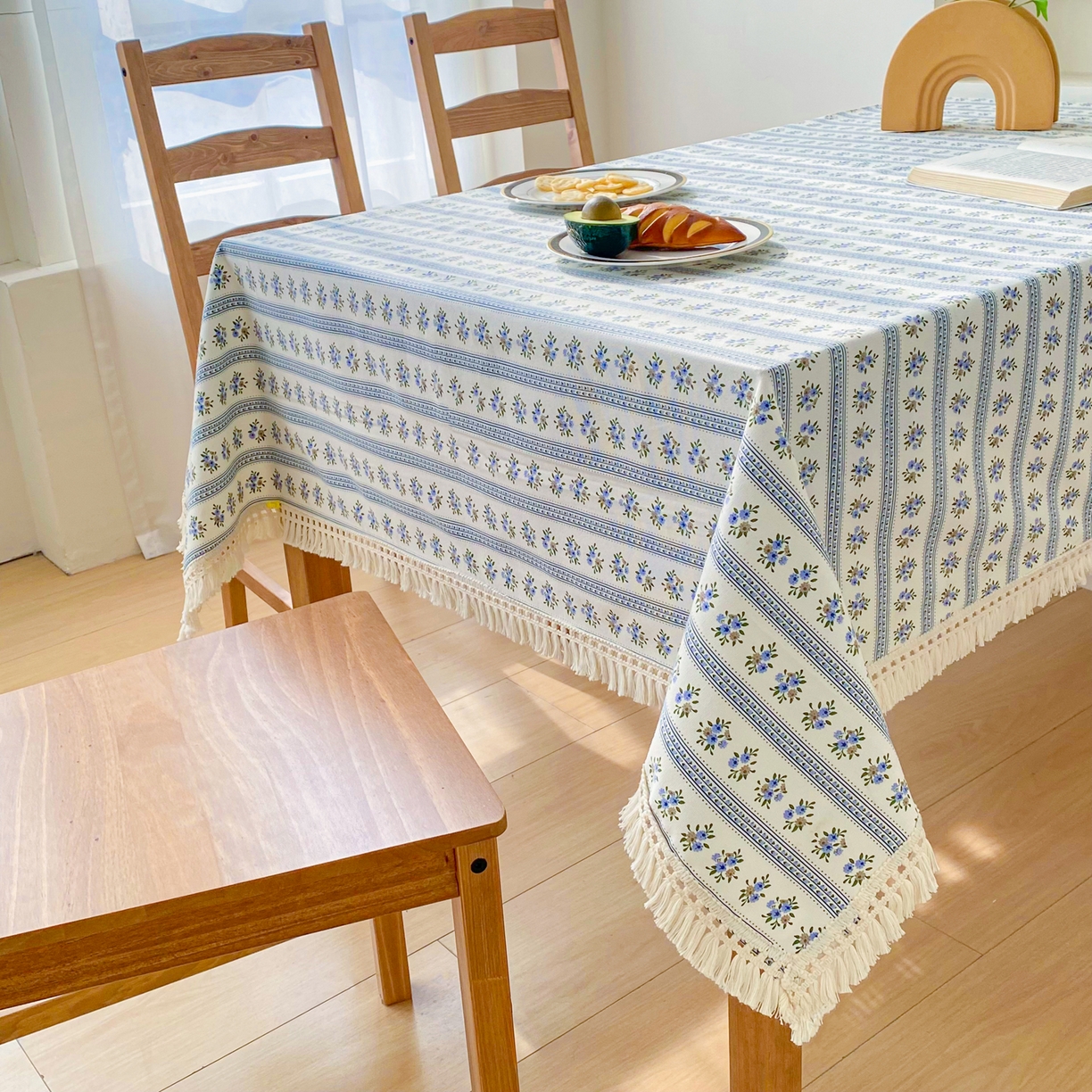 91家纺网 家纺一手货源 找家纺 棉乐町家居 2025新款ins风印花老粗布桌布 兰心