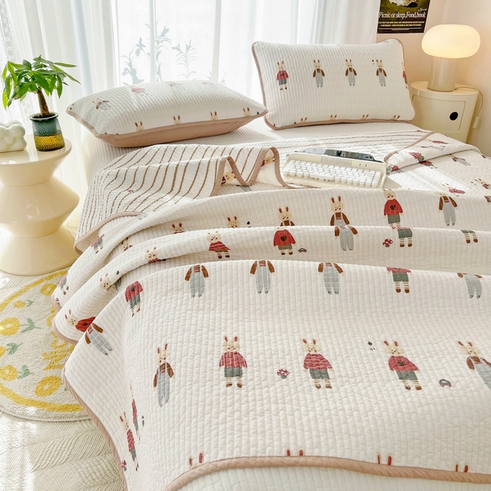 91家纺网 家纺一手货源 找家纺 茉夕家纺 2026新款春季双面纯棉印花单品床盖单件床盖 蘑菇兔