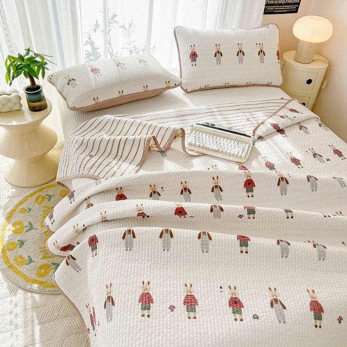 91家纺网 家纺一手货源 找家纺 茉夕家纺 2026新款春季双面纯棉印花单品床盖单件床盖 蘑菇兔