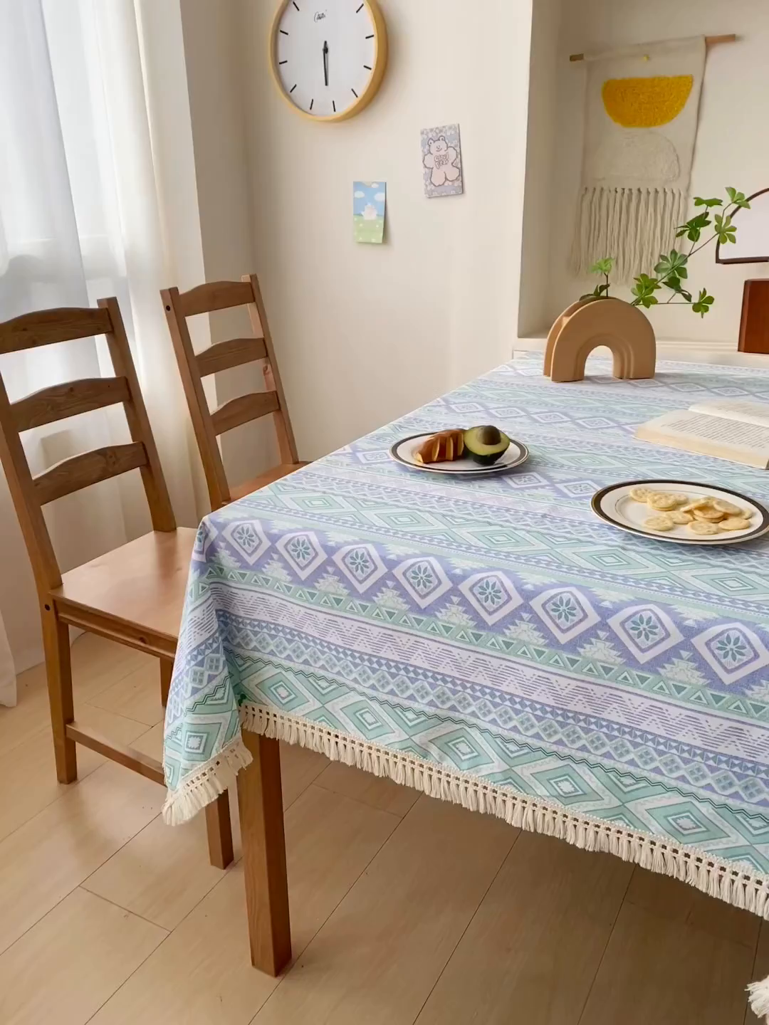 91家纺网 家纺一手货源 找家纺 棉乐町家居 2025新款ins风印花老粗布桌布 蓝色恋歌