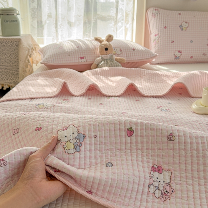 91家纺网 家纺一手货源 找家纺 茉夕家纺 2026新款春季双面纯棉印花单品床盖单件床盖 奶芙猫猫