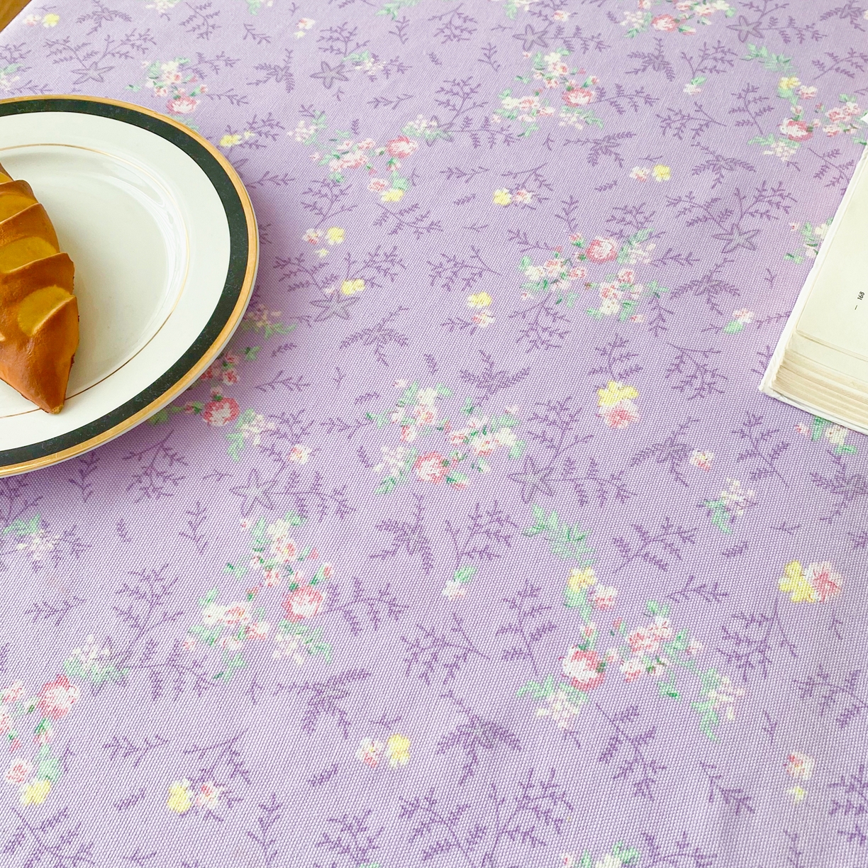 91家纺网 家纺一手货源 找家纺 棉乐町家居 2025新款ins风印花老粗布桌布 紫罗兰