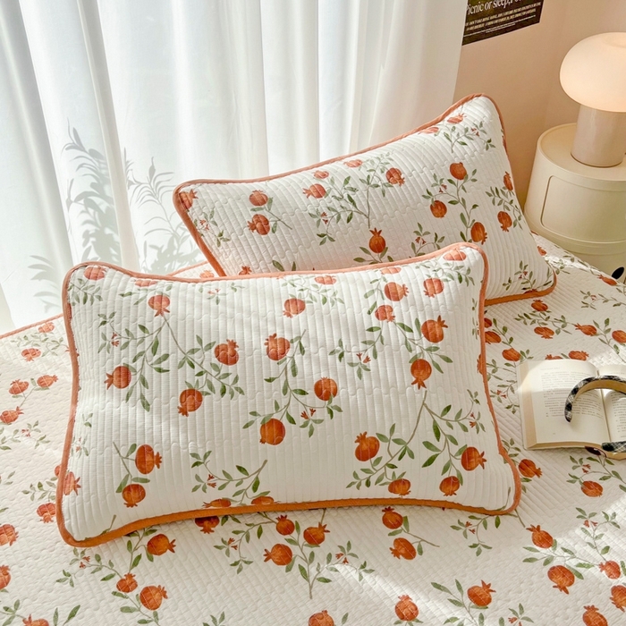 91家纺网 家纺一手货源 找家纺 茉夕家纺 2026新款春季双面纯棉印花单品床盖单件床盖 石榴红了