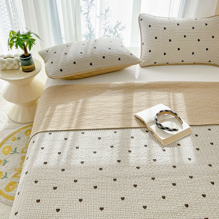 91家纺网 家纺一手货源 找家纺 茉夕家纺 2026新款春季双面纯棉印花单品床盖单件床盖 守护爱心