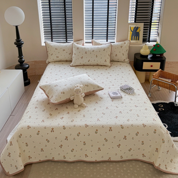 茉夕家纺 2026新款春季双面纯棉印花单品床盖单件床盖 松果熊