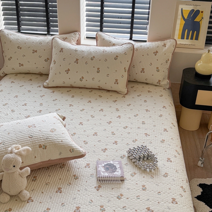 91家纺网 家纺一手货源 找家纺 茉夕家纺 2026新款春季双面纯棉印花单品床盖单件床盖 松果熊