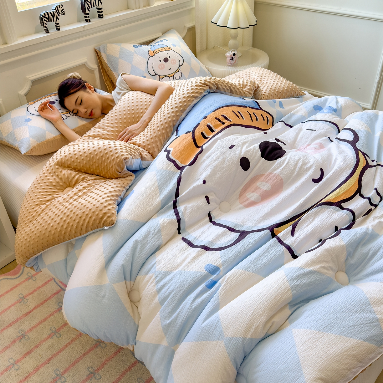 91家纺网 家纺一手货源 找家纺 好尚居 2026新款针织棉大版豆豆绒冬被被子被芯 呆萌小狗