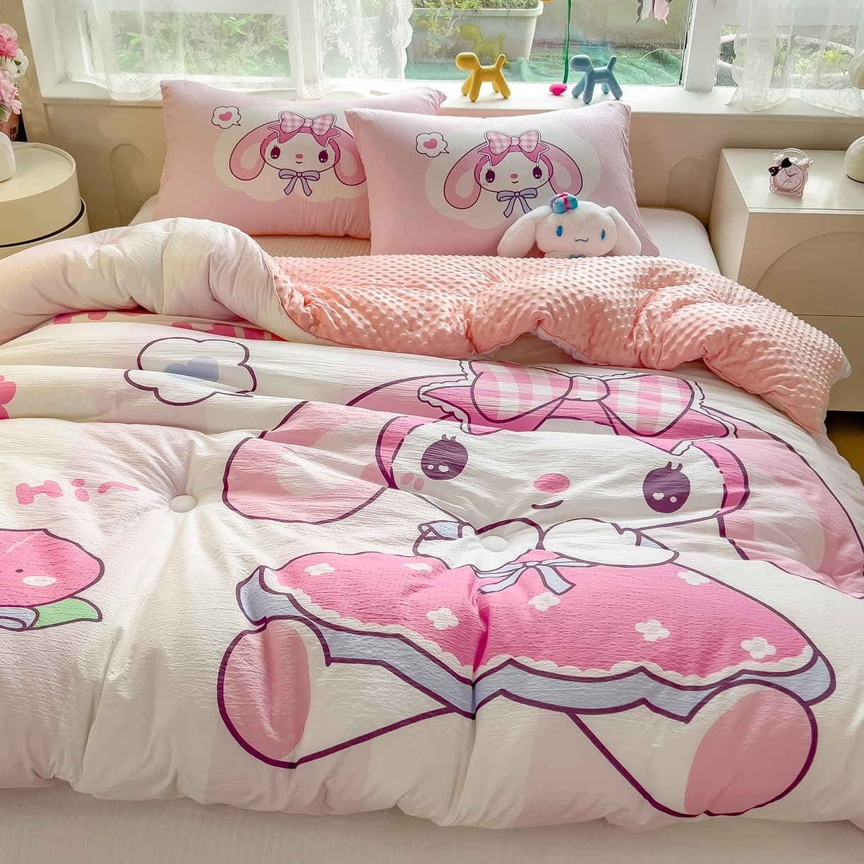 91家纺网 家纺一手货源 找家纺 好尚居 2026新款针织棉大版豆豆绒冬被被子被芯 莓朵兔