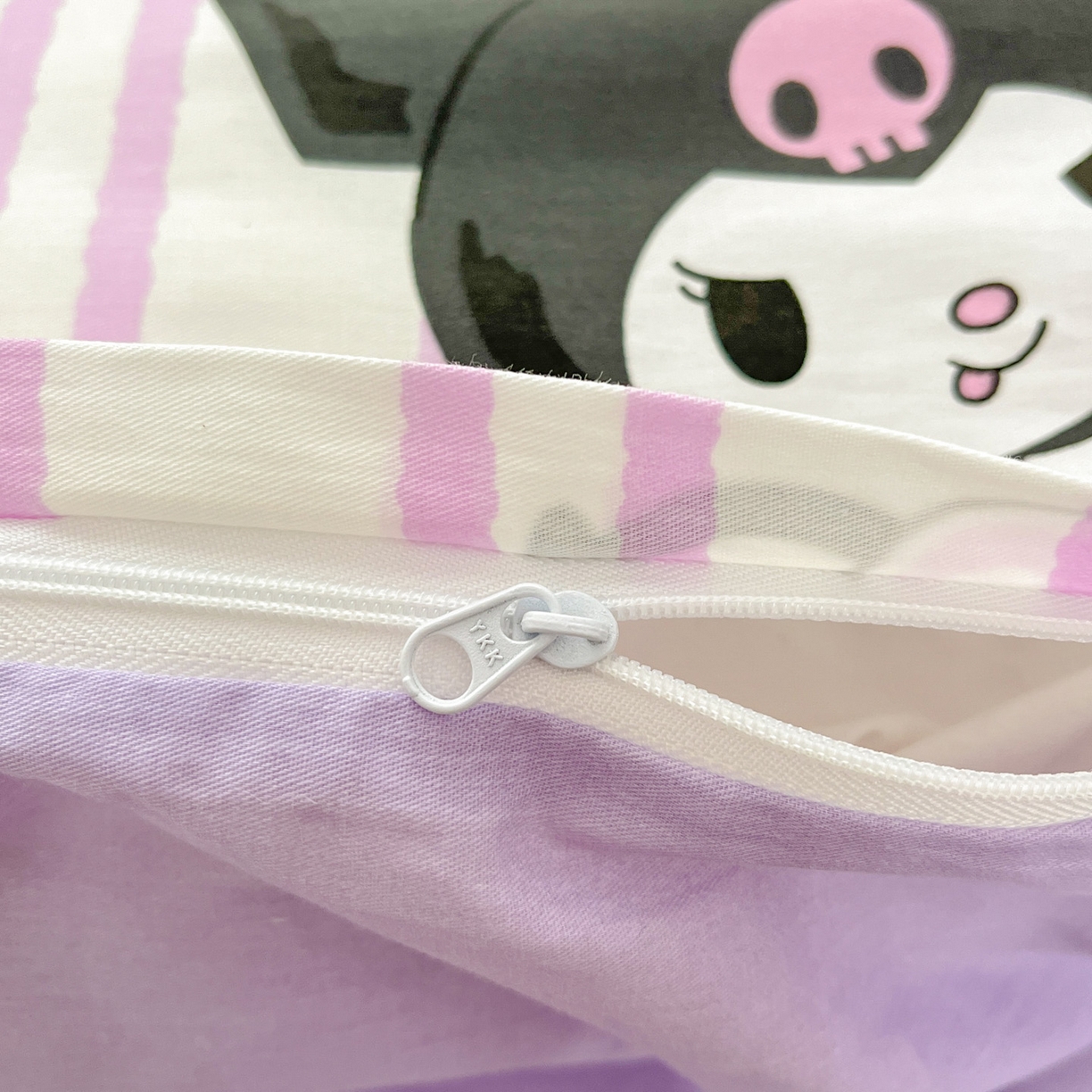 91家纺网 家纺一手货源 找家纺 暮思家居 2026新款正版授权三丽鸥全棉纯棉四件套系列-第一批 库洛米糖果