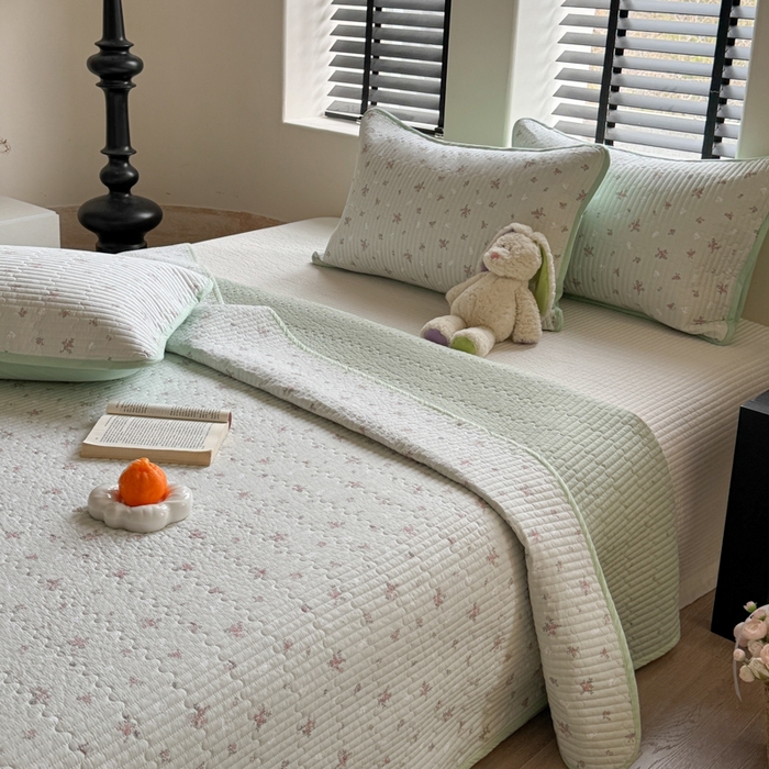 91家纺网 家纺一手货源 找家纺 茉夕家纺 2026新款春季双面纯棉印花单品床盖单件床盖 顽宠-绿