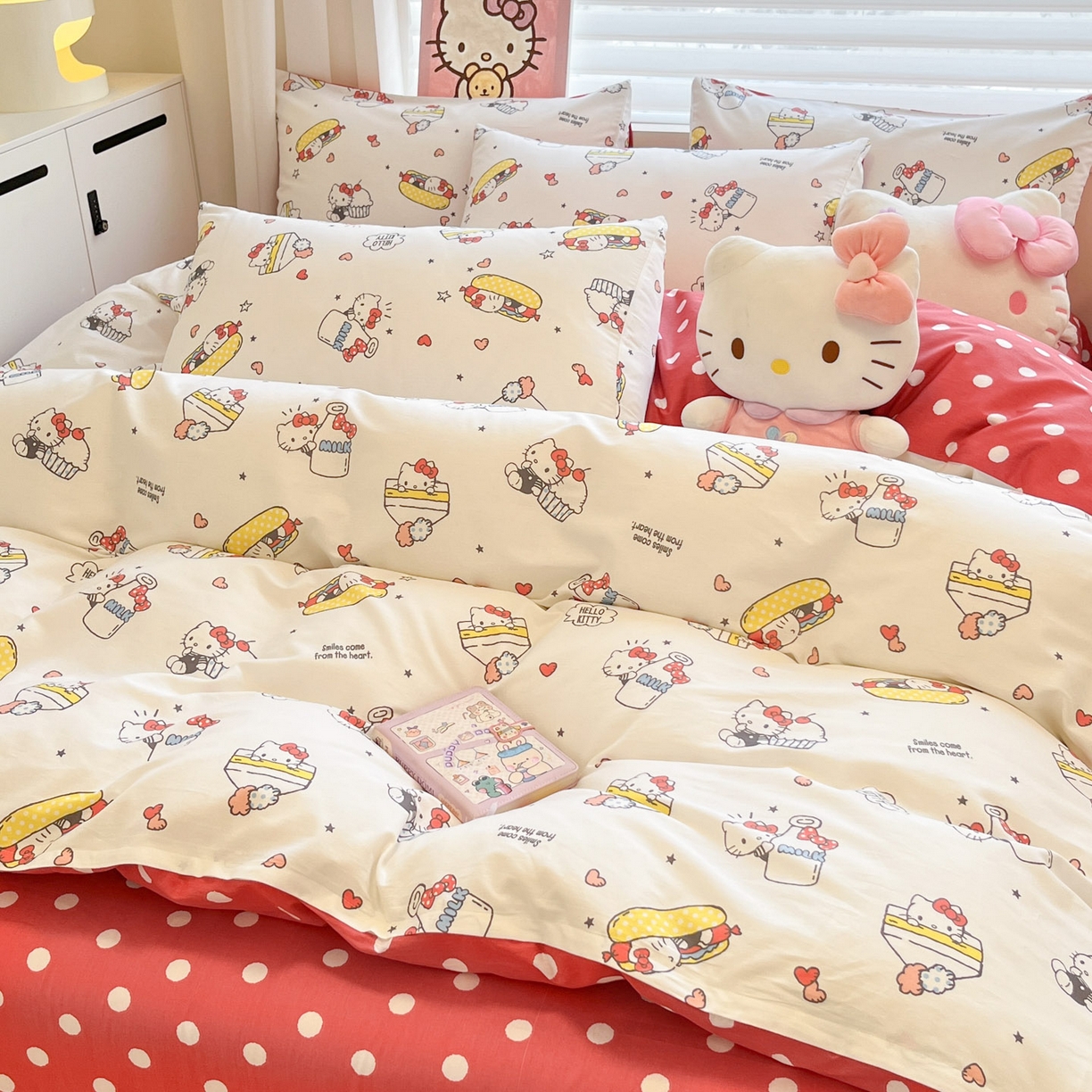 91家纺网 家纺一手货源 找家纺 暮思家居 2026新款正版授权三丽鸥全棉纯棉四件套系列-第一批 奶牛凯蒂