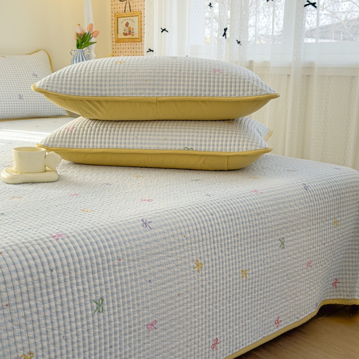 91家纺网 家纺一手货源 找家纺 茉夕家纺 2026新款春季双面纯棉印花单品床盖单件床盖 夏日恋格（蓝）