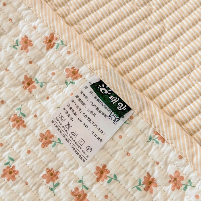 91家纺网 家纺一手货源 找家纺 茉夕家纺 2026新款春季双面纯棉印花单品床盖单件床盖 小花飘飘