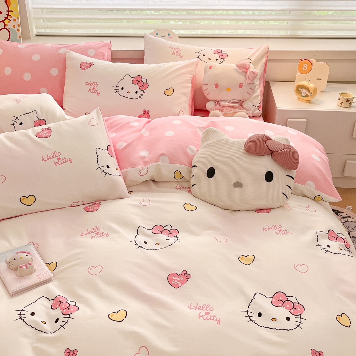 91家纺网 家纺一手货源 找家纺 暮思家居 2026新款正版授权三丽鸥全棉纯棉四件套系列-第一批 少女凯蒂