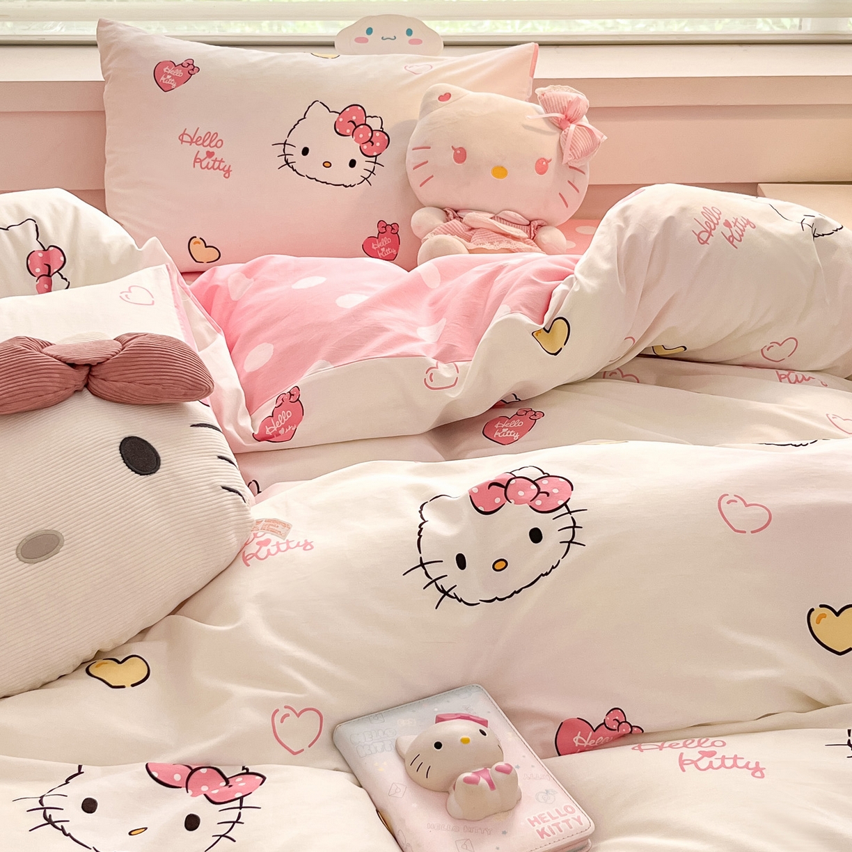 91家纺网 家纺一手货源 找家纺 暮思家居 2026新款正版授权三丽鸥全棉纯棉四件套系列-第一批 少女凯蒂