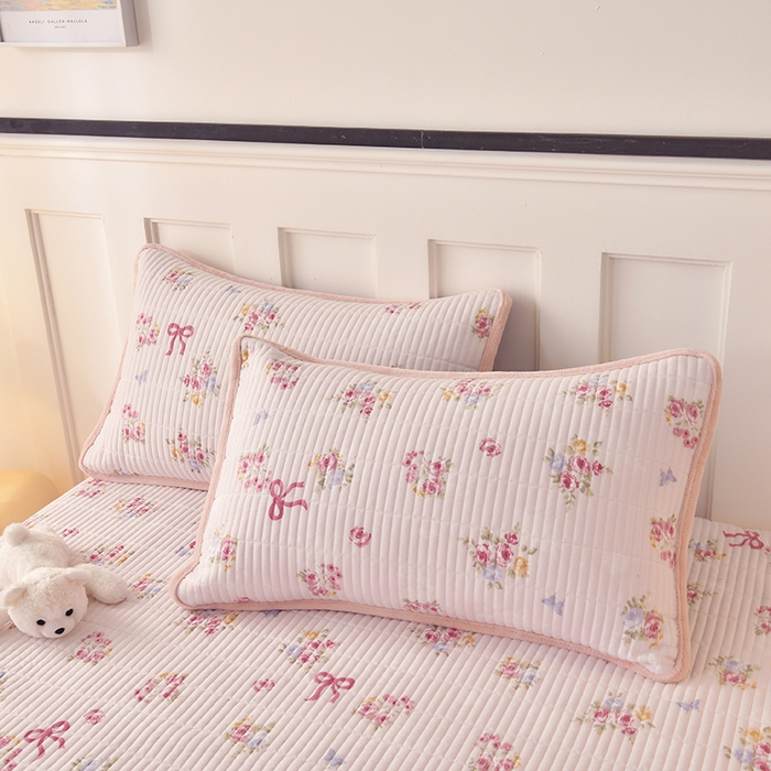 91家纺网 家纺一手货源 找家纺 悠米悠家 2026新款卡通棉拼绒夹棉床盖单品床盖床盖单件 蜜语甜梦